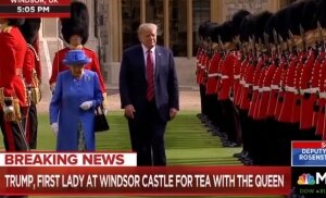 Елизавета II, трамп, визит, церемония, караул, обход, видео, королева, великобритания 