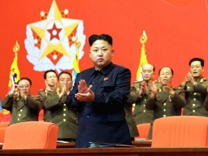КНДР, северная корея, ким чен ын, баллистическая ракета, удар по японии, политика, 3 мировая, выселение людей, чистки