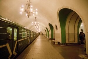 россия, рф, москва, упал на рельсы, проспект мира, метро москвы