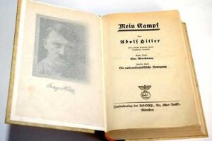 общество, майн кампф, книги, германия, "Гитлер. Mein Kampf. Критическое издание"