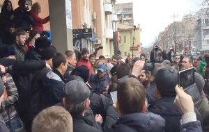 Алексей Навальный, политика, Саратов, оппозиционер, драка, видео, происшествия