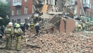 новости россии, новости перми, обрушение фасада жилого дома, подробности, пострадавшие, 11 июля, причина