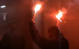 Киев, посольство России, нападение, радикалы, файеры, Надежда Савченко