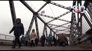 станица луганская, открытие моста, флаги лнр, владимир зеленский, визит, донбасс 
