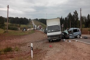 дтп, новости, удмуртия, происшествия, фура, легковушка, общество, россия