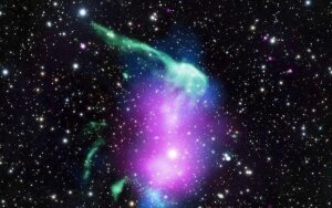 галактика, вещество, зубная щетка, астроном, Very Large Array, 1RXS J0603.3+4214, световые годы, эксперт, галактика, телескоп, снимки, магнитное поле, филамент, излучение, гало