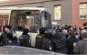 Россия, Москва, задержания, происшествия, митинг, Алексей Навальный, протестующие, полиция