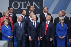 трамп, макрон, меркель, саммит, нато, брюссель, фото, встреча, переговоры 