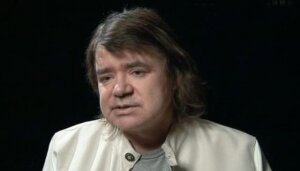 Евгений Осин, Россия, шоу-бизнес, жилище, телевизионщики, плохое состояние, отказ ног, не двигается, не работает, боль, нет денег, операция, лечение, музыкант 