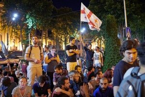 грузия, семья из россии, автомобиль, напали, националисты, отдых