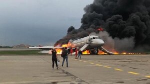 россия, шереметьево, пожар, лайнер, загорелся, экстренная посадка, авиакатастрофа, происшествия