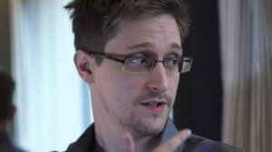Эдвард Сноуден, США, хакеры, кибератака, АНБ, кибероружие, хищение, Россия