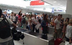 аэропорт, Ницца, эвакуация, пассажиры, Франция