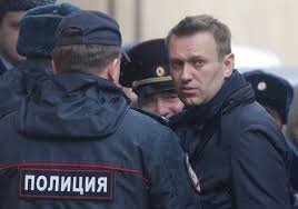 Россия, Политика, Оппозиционер Алексей Навальный, ОВД, Скандал