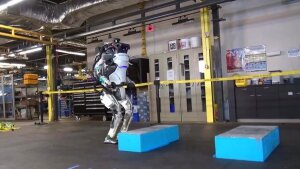 Boston Dynamics, робот Atlas, киборг, сальто-мортале, 