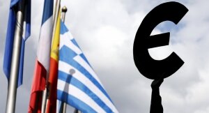 1 мая, греция, массовые протесты, ес, демонстрации, профсоюзы, афины, долговой кризис, кредитование, финпомощь, жесткая экономия