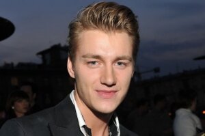 алексей воробьев, исполнитель, актер, инстаграм, фото, пост, болезнь, инсульт, борьба, россия, шоу-бизнес, новости