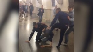 московское метро, происшествия, нападение на полицейского, новости россии, москва