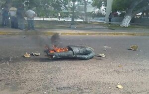 Венесуэла, акция протеста, Уго Чавес, массовые беспорядки, происшествия, видео, Николас Мадуро