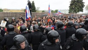 12 июня, день россии, оппозиция, москва, петербург, задержания, навальный 
