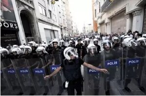 Турция, Стамбул, митинг, разгон, протест, полиция