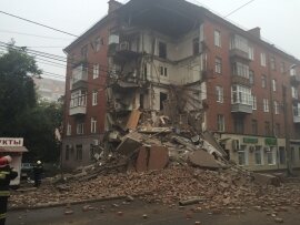 новости россии, новости перми, обрушение фасада жилого дома, подробности, пострадавшие, 11 июля