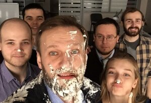 Алексей Навальный, торт, видео, нападение, тортинг