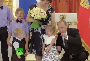 Владимир Путин, видео, девочка, Яна Клишова, день защиты детей