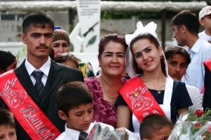 таджикистан, последний звонок, минобразования, школы 