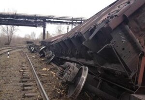 Украина, ДНР, железная дорога, Ясиноватая, подрыв, поезд