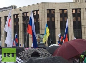 новости россии, москва, видео, митинги, флаг украины, проспект сахарова, 10 августа, оппозиция