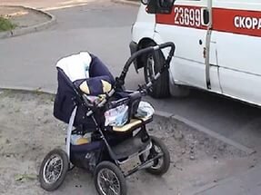 москва, россия, дтп, авария, сбил каляску с ребенком, вылетел на тротуар