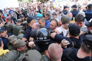 Одесса, горсовет, Украина, столкновение, активисты, правоохранители, Геннадий Труханов, протестующие, акция
