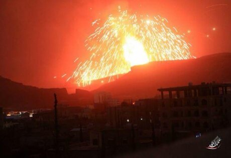 Йемен, взрывы, пожар, коалиция, хуситы, общество, война, Саудовская Аравия, политика, происшествия, баллистические ракеты