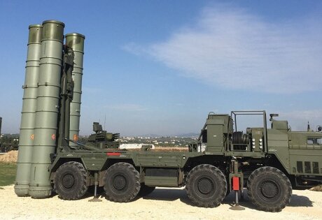 Новейший зенитно-ракетный комплекс С-400 получили российские войска в Крыму 