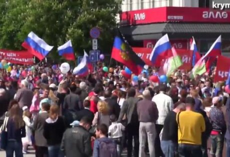 новости россии, новости крыма, крым после референдума, первое мая в крыму, шествие 1 мая в крыму, 1 мая в симферополе