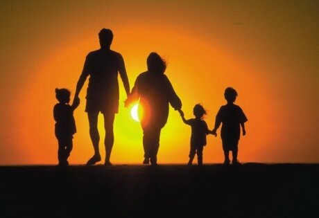 Воспитание детей в неполной семье, Чего же не стоит делать родителям в ситуации неполной семьи?