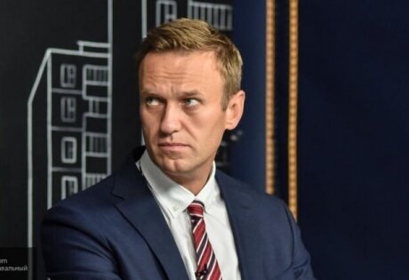 Певчих могла отравить Навального с помощью отца-химика
