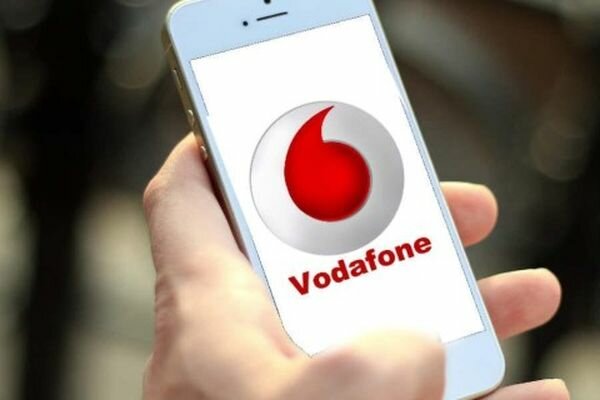 На Донбассе в день выборов пропала мобильная связь Vodafone и "Феникс": сообщается о диверсиях